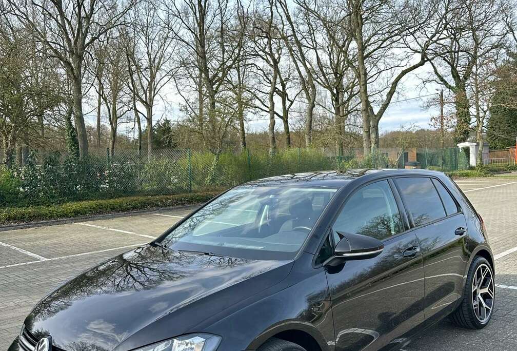 Volkswagen 1.6 TDI DSG Sound