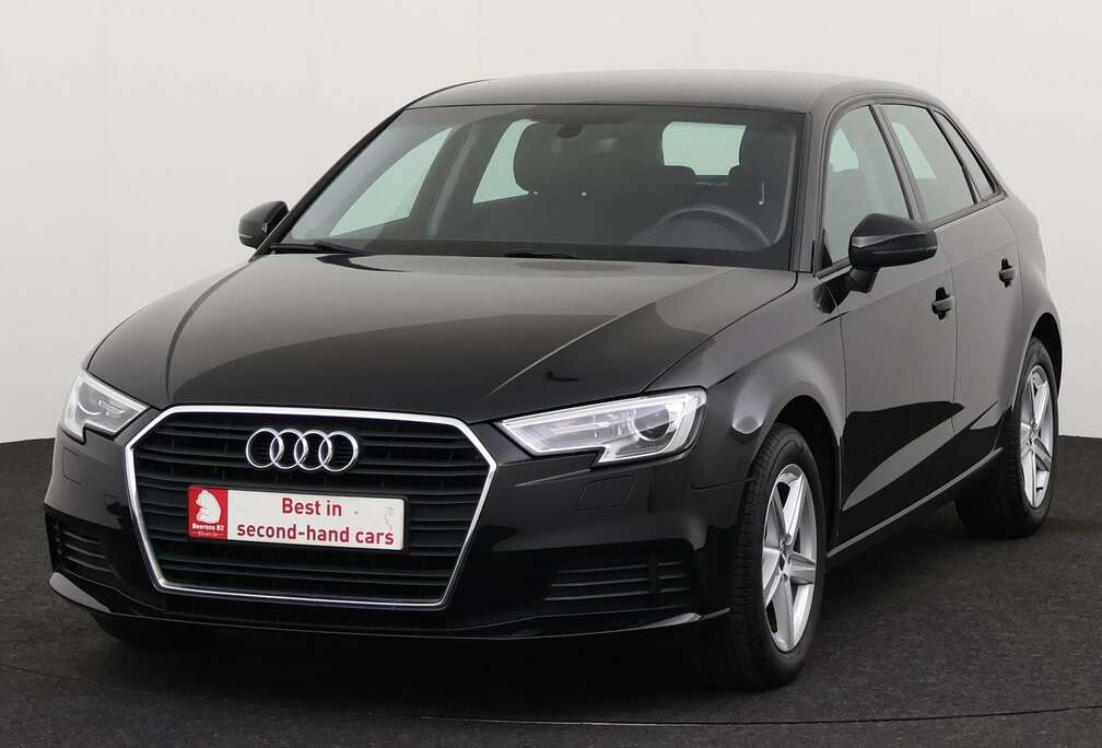 Audi SPORTBACK 30 1.0TFSI + PDC + ALU 16 + XENON