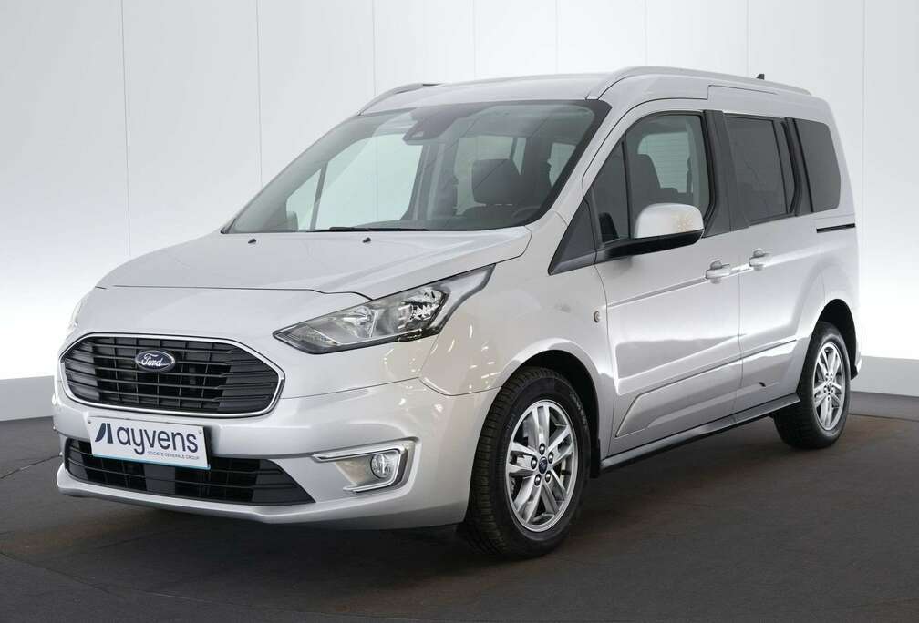 Ford 1.5 TDCi Titanium GPS PDC CAM Pano Keyless Carplay