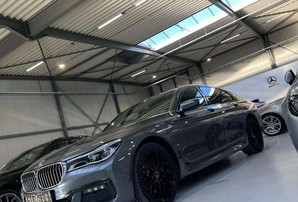 BMW 740eA Plug-In Hybrid (240 kW)