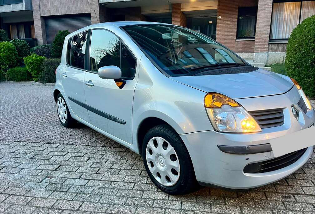 Renault Modus 1.6i 16v Exception