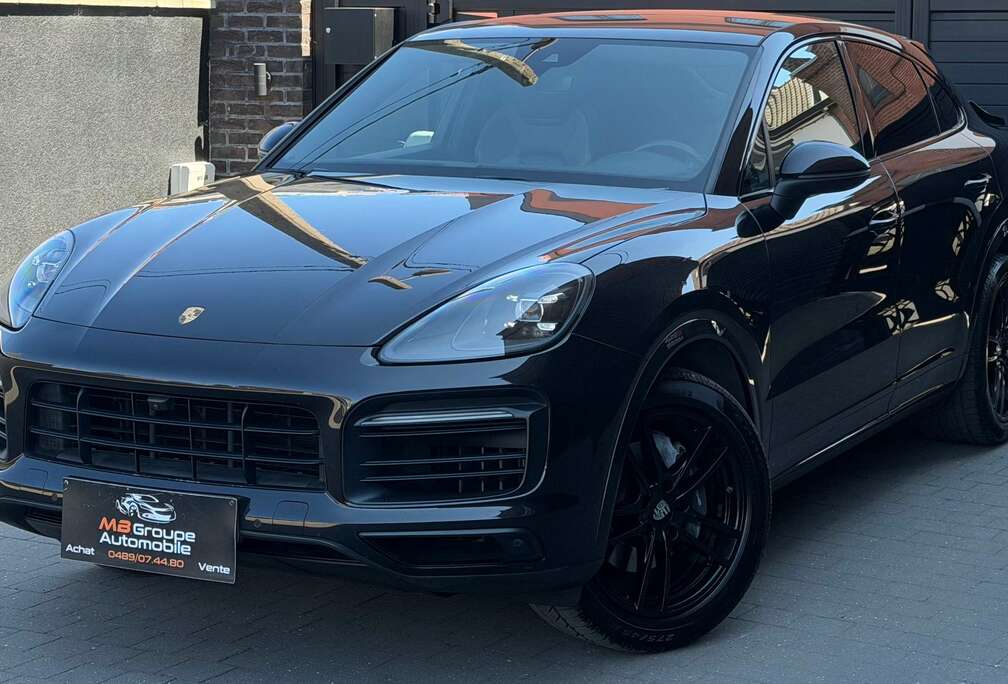 Porsche 3.0 V6 Tiptronic / CHRONO / BOSE / PANO / FULL