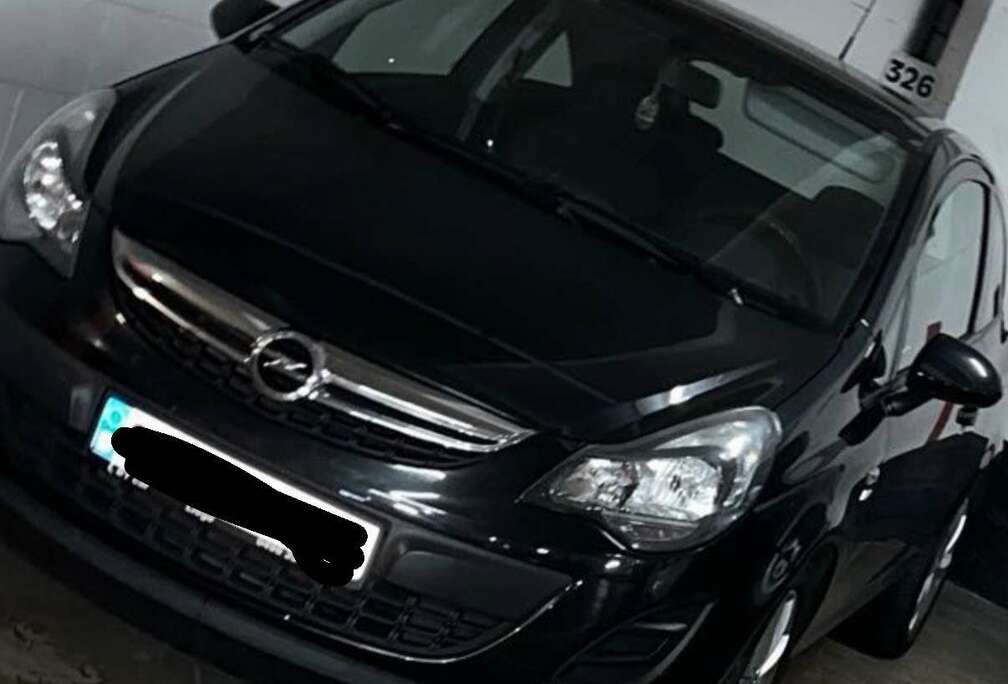 Opel Corsa 1.4i Cosmo