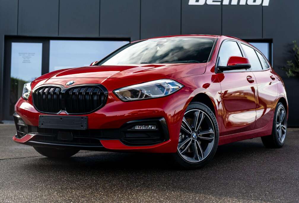 BMW 118i Aut. Sport Line head-up/Add cruisecontrol/led