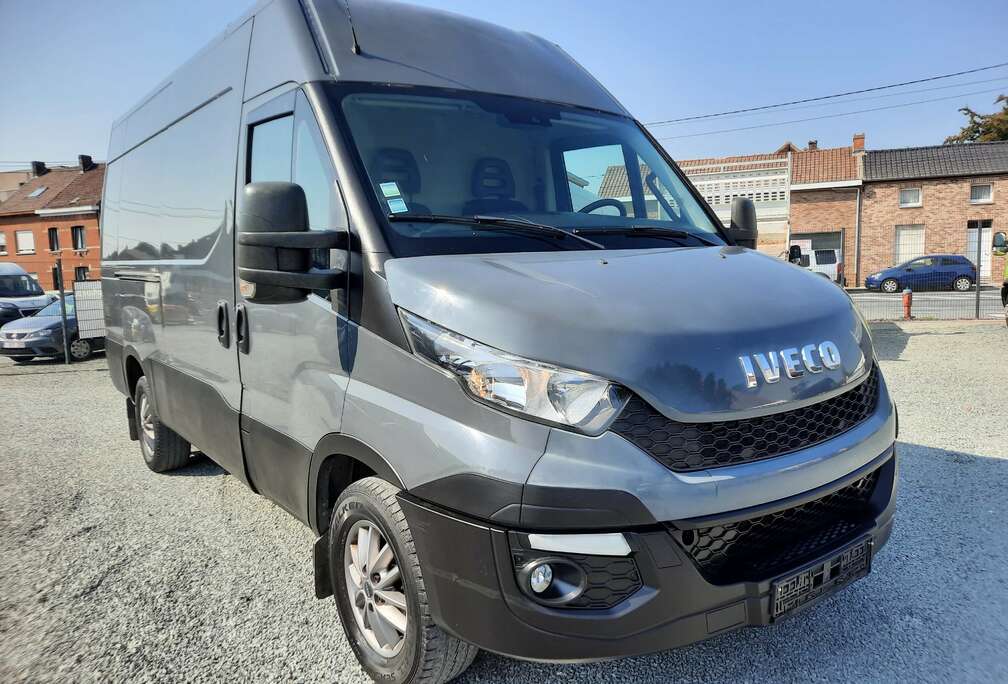 Iveco 35S17 *Boite Automatique*