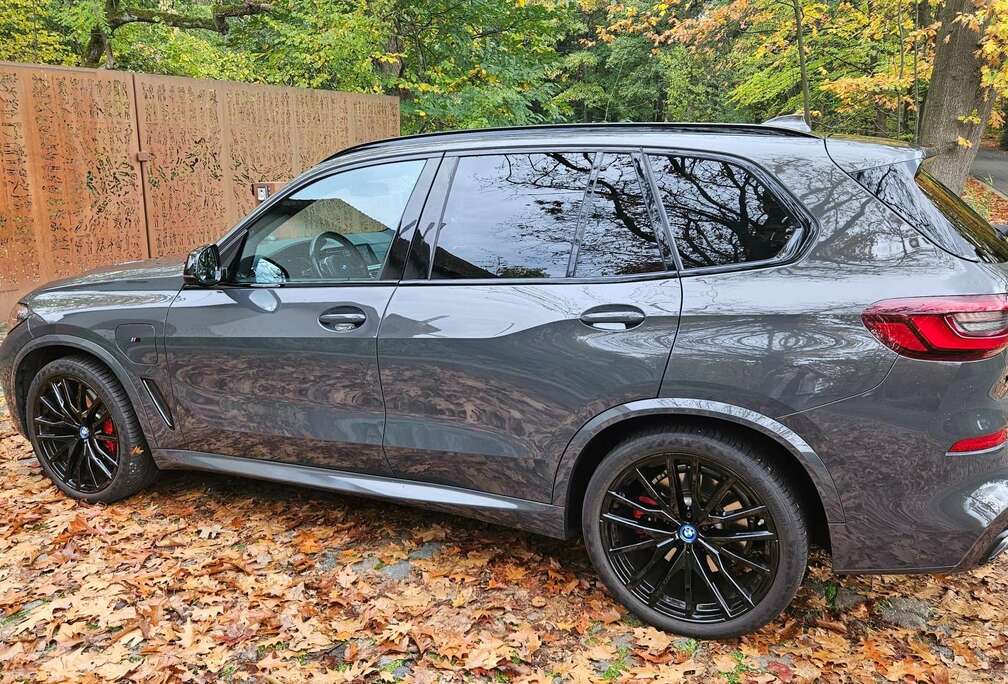 BMW X5 xDrive45e