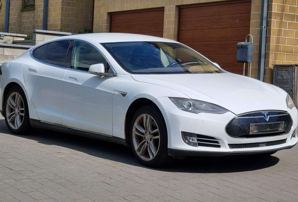 Tesla Model S 85 kWh