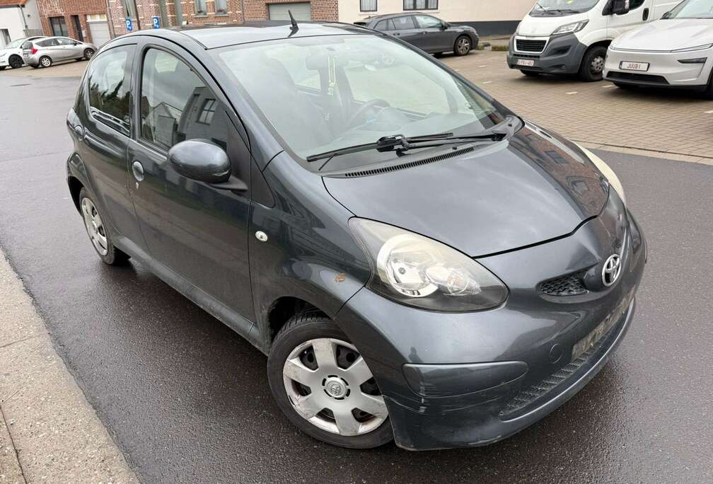 Toyota Aygo 1.0i VVT-i Blue