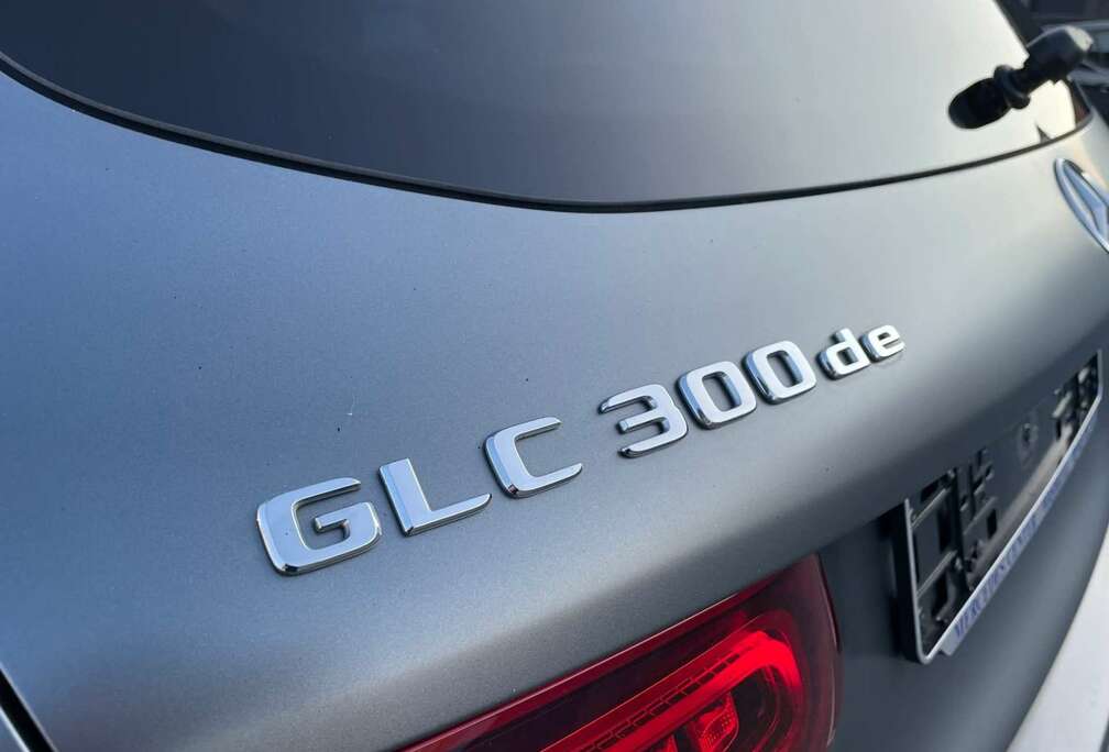 Mercedes-Benz de 4-Matic PHEV