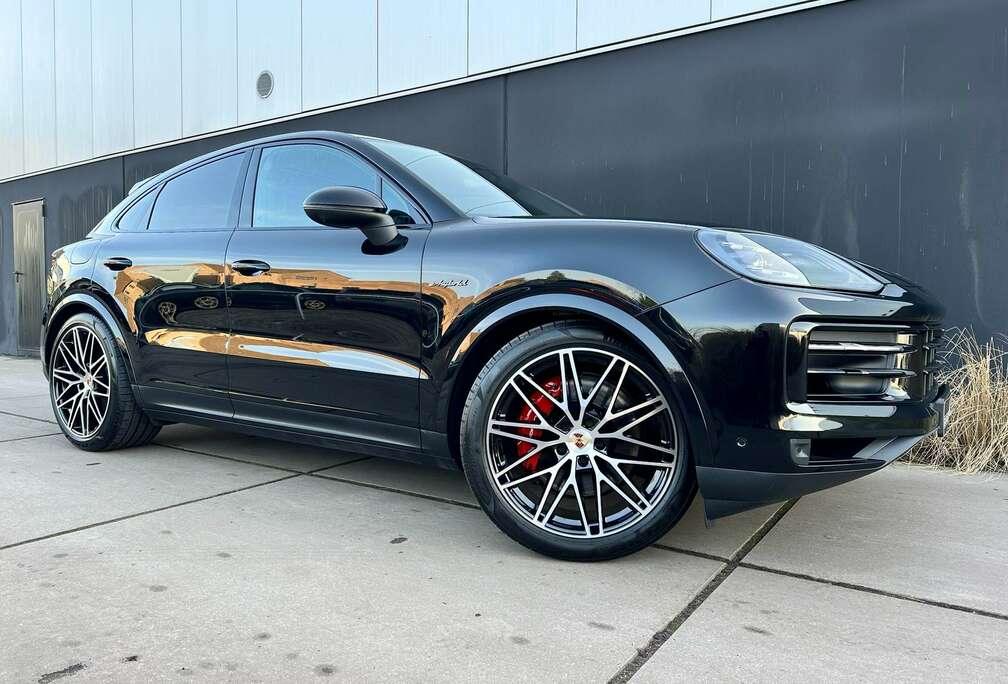 Porsche S E-Hybrid COUPE *22\