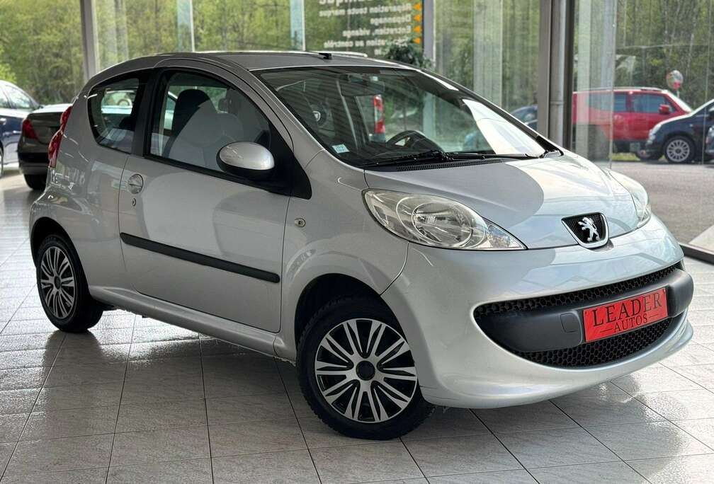 Peugeot  1.0 ESSENCE 68CH