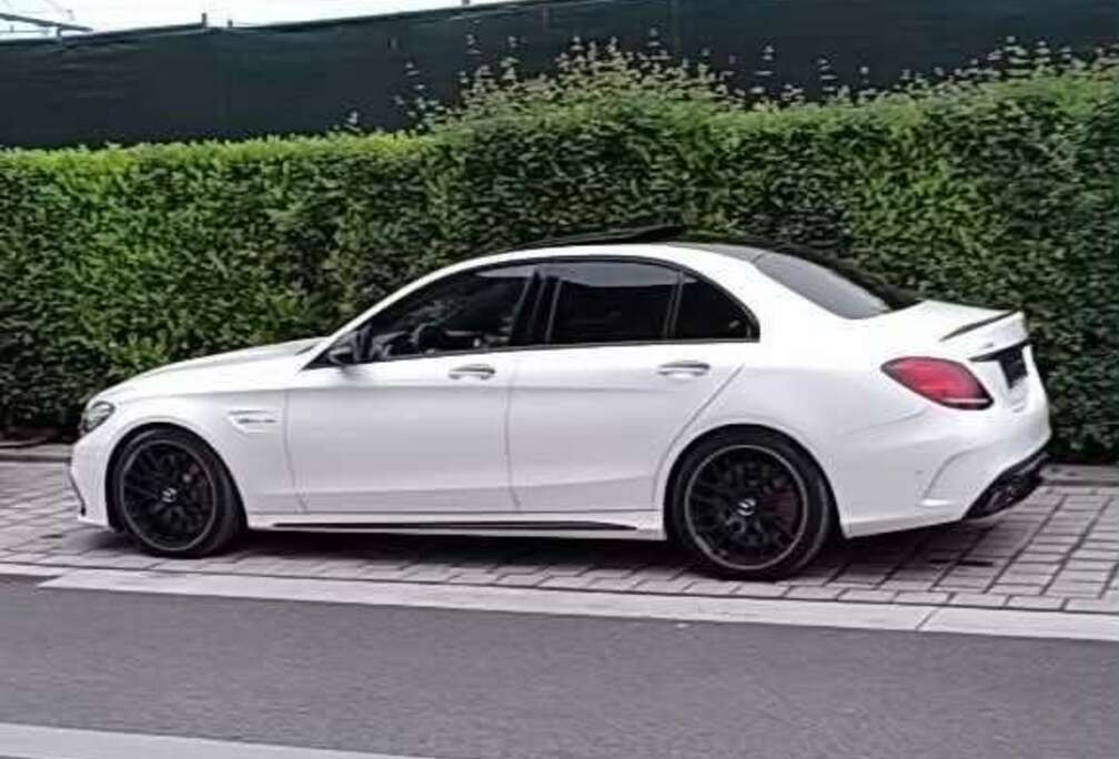 Mercedes-Benz C 63 S AMG