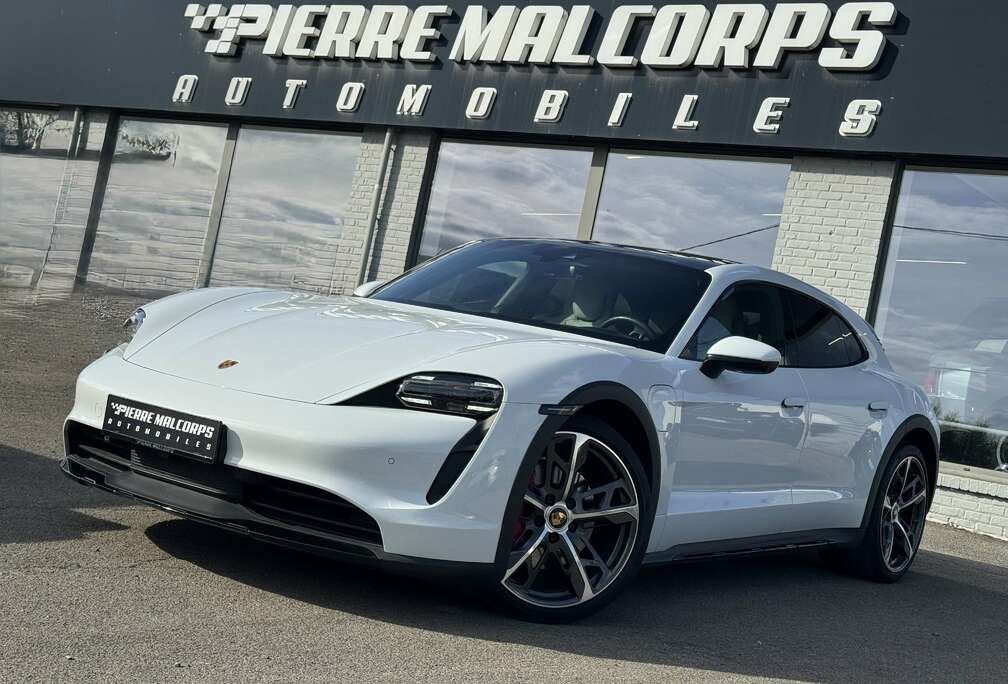 Porsche 4S Cross Turismo 93.4 kWh / PACK CHRONO / BOSE / 2