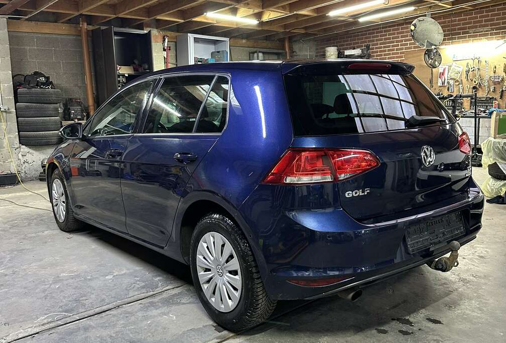 Volkswagen Golf 7 1.2 TSI BLUEMOTION Trendline DSG