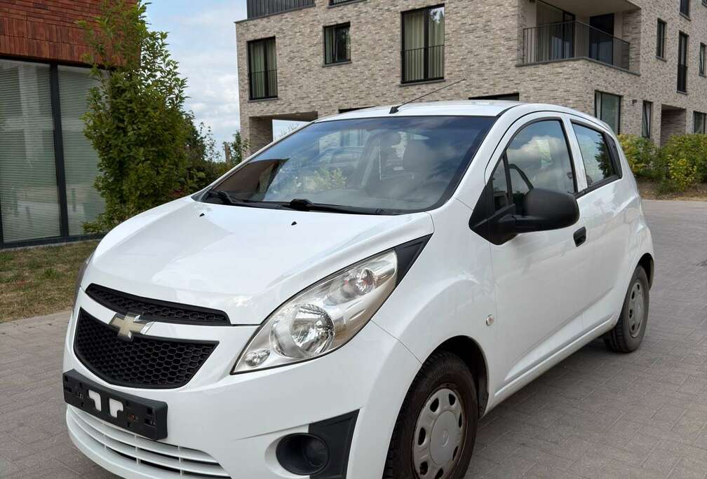 Chevrolet 1.0 16V - 68 LS