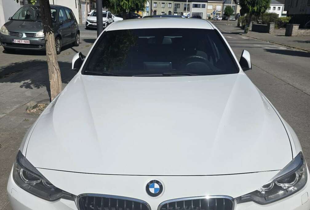 BMW 320i Touring Sport-Aut. Modern Line