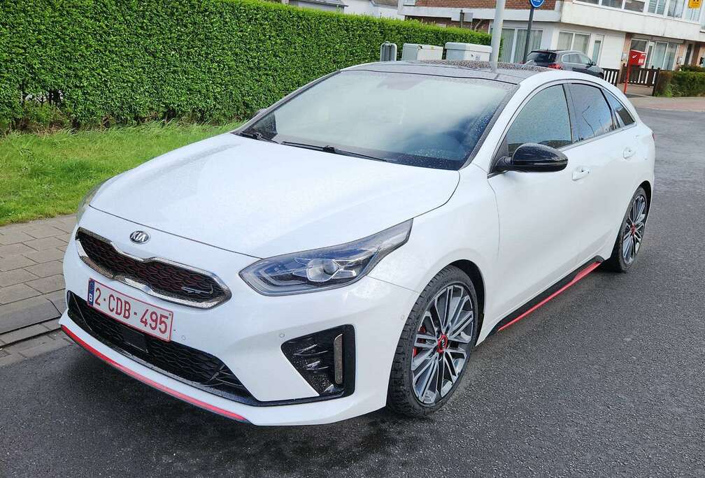 Kia ProCeed 1.6 T-GDI OPF GT