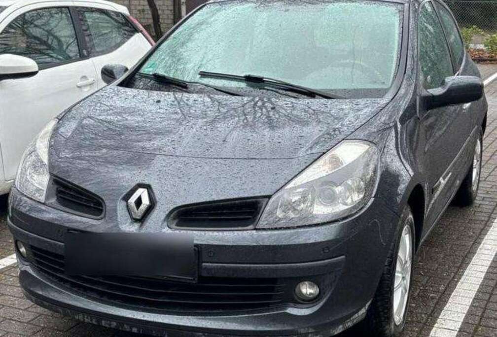 Renault Clio 1.6i 16v Dynamique
