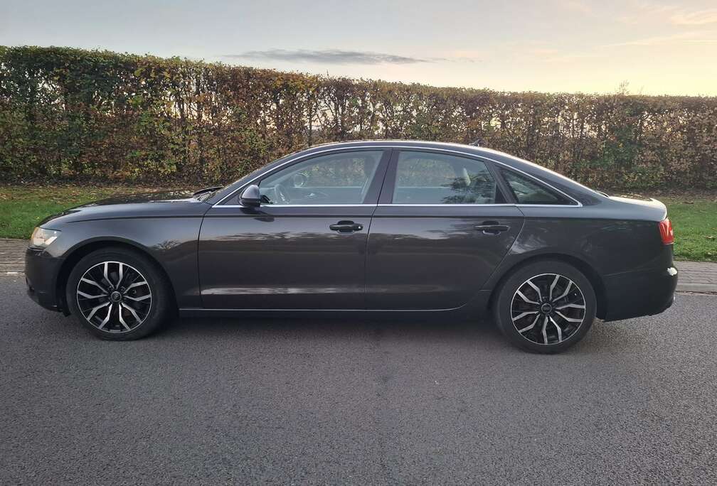 Audi A6 3.0 TDi V6 Quattro S tronic Full Options