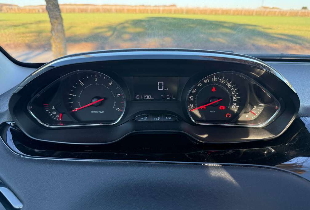 Peugeot 208 5D Active 1.4 HDi 68pk