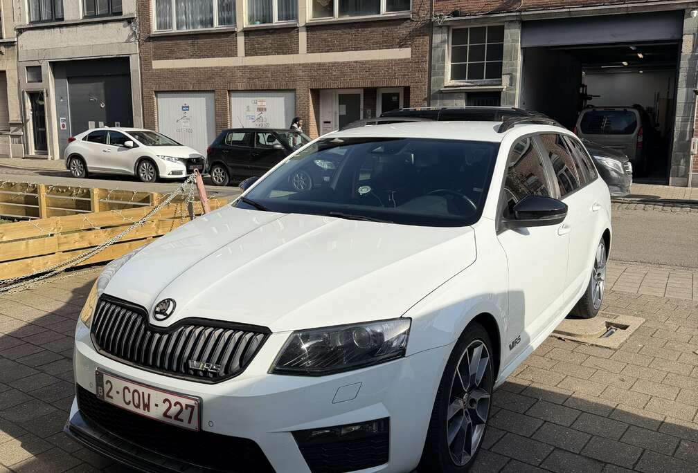 Skoda Combi 2.0 TSI RS 230