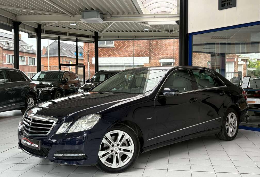Mercedes-Benz E 200 CDI *AVANTGARDE * XENON * CUIR * GPS * PDC * JANTES * 1ER PROP *