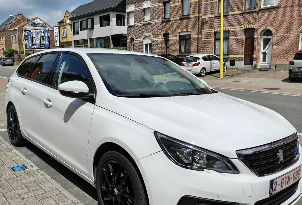 Peugeot 308 SW 1.2 PureTech Access (EU6.2)