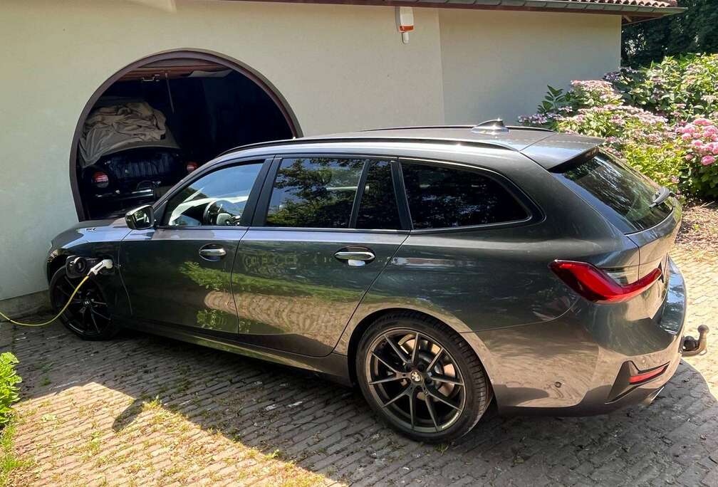 BMW Touring 320eAS PHEV
