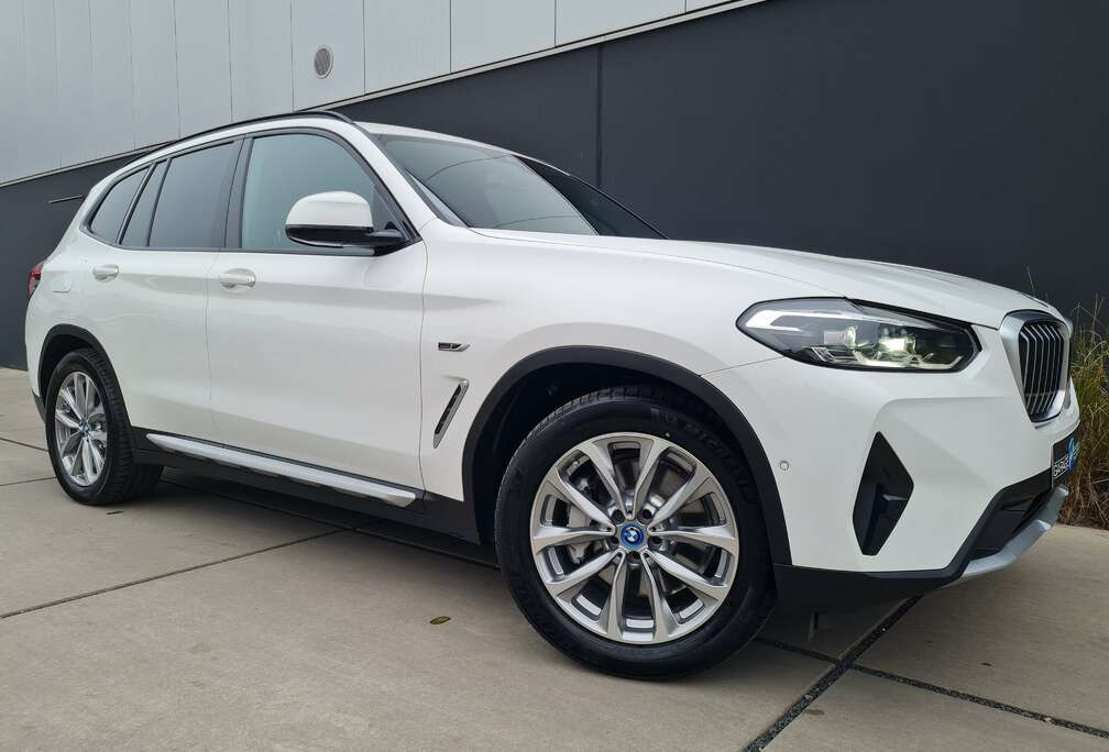 BMW 2.0iAS xDrive30ePHEV*KEYLESS*HIFI*M-SPORTSTUUR*19\