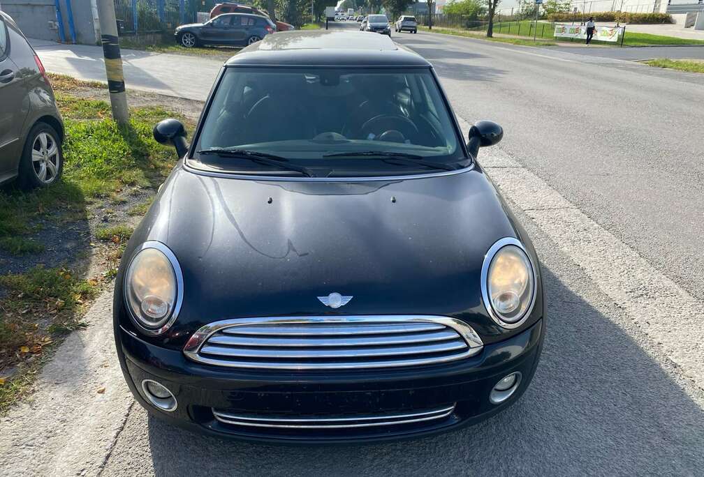 MINI 1.6i automatique. fume blanc