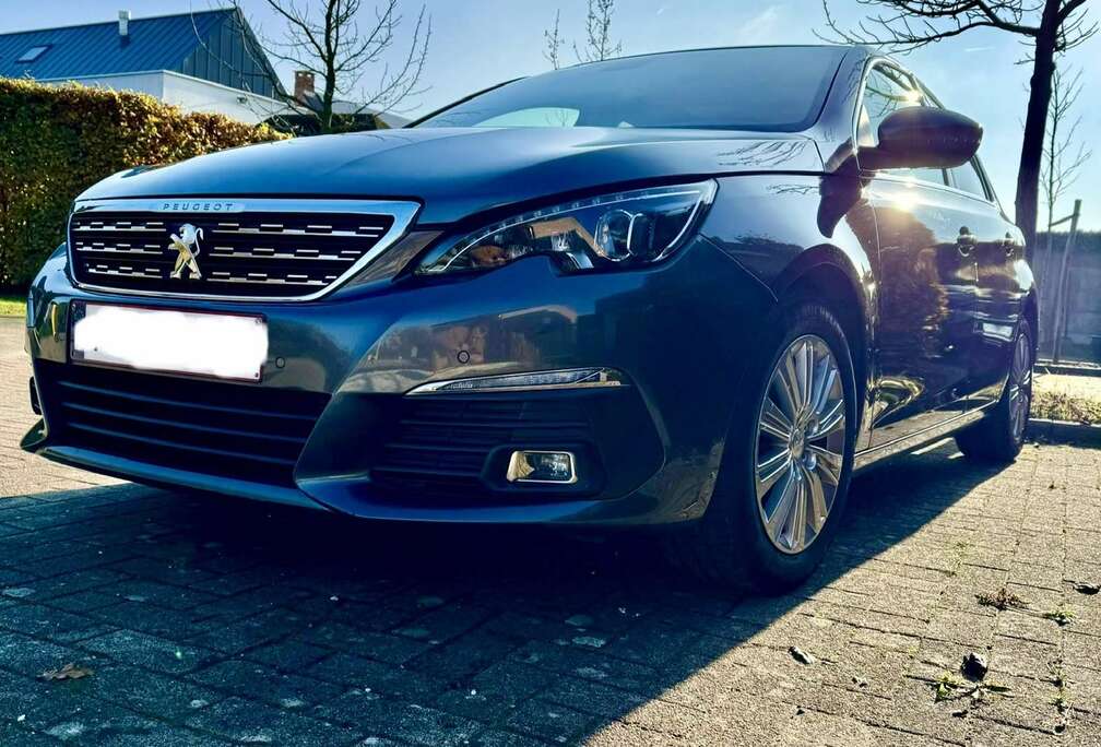 Peugeot allure 1.2 pure tech 130 pk stop & start eat 6