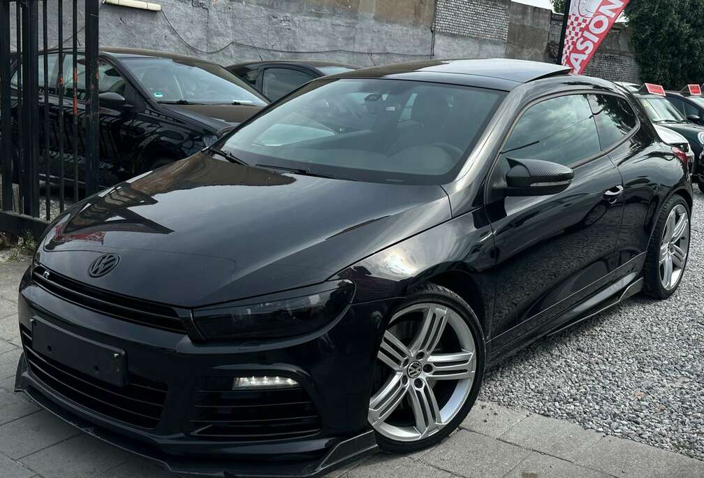 Volkswagen R 2.0 TSI DSG