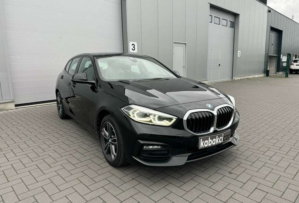 BMW 118i  // GPS // CAMERA // CUIR // GARANTIE 12 MOIS