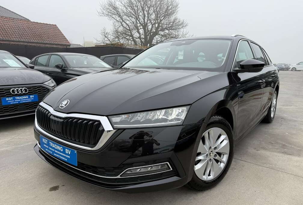 Skoda 1.0 TSI FULL LED NAVI CARPLAY DAB ADAPTIEVE CRUISE