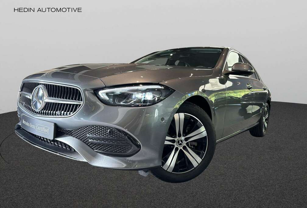 Mercedes-Benz Berline Luxury Line  Verwarmde Zetels  Smartphon