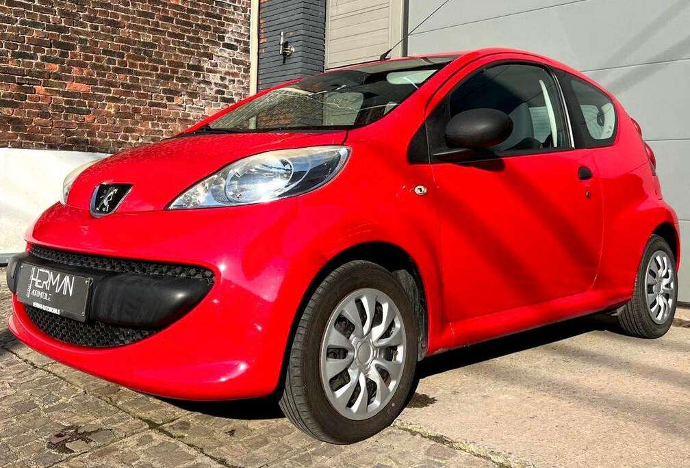 Peugeot 107 1.0i Trendy