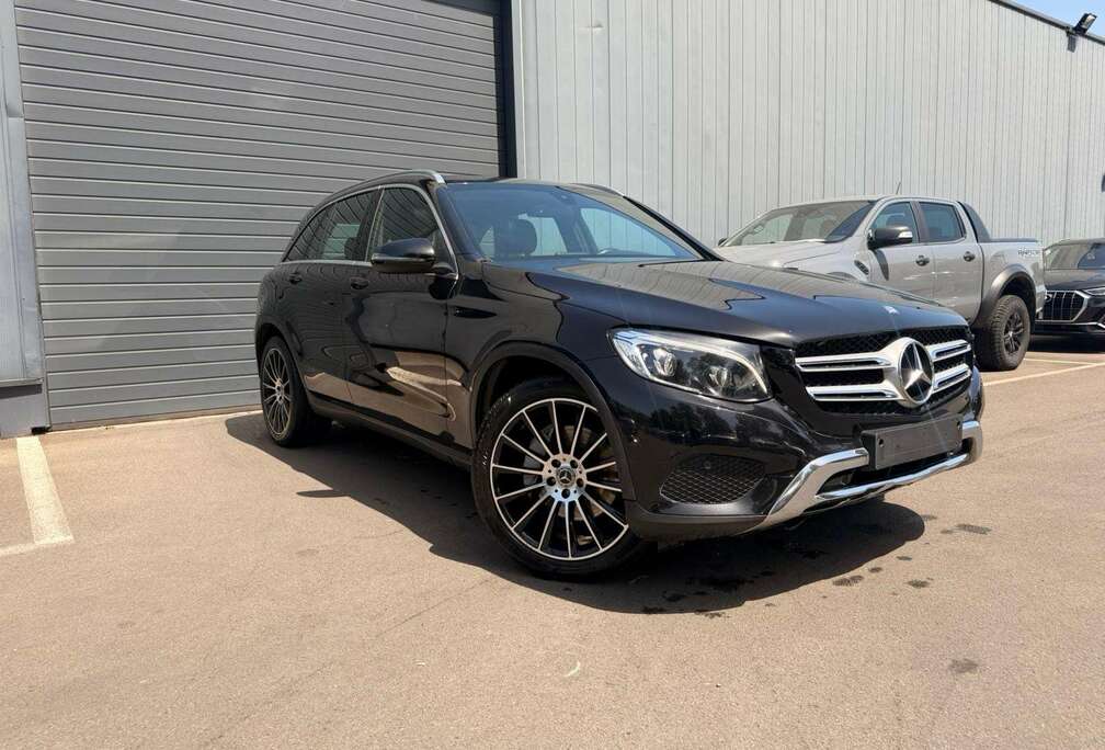 Mercedes-Benz GLC 220 d 4-Matic**AMG**TOITPANO**LED**GPS**