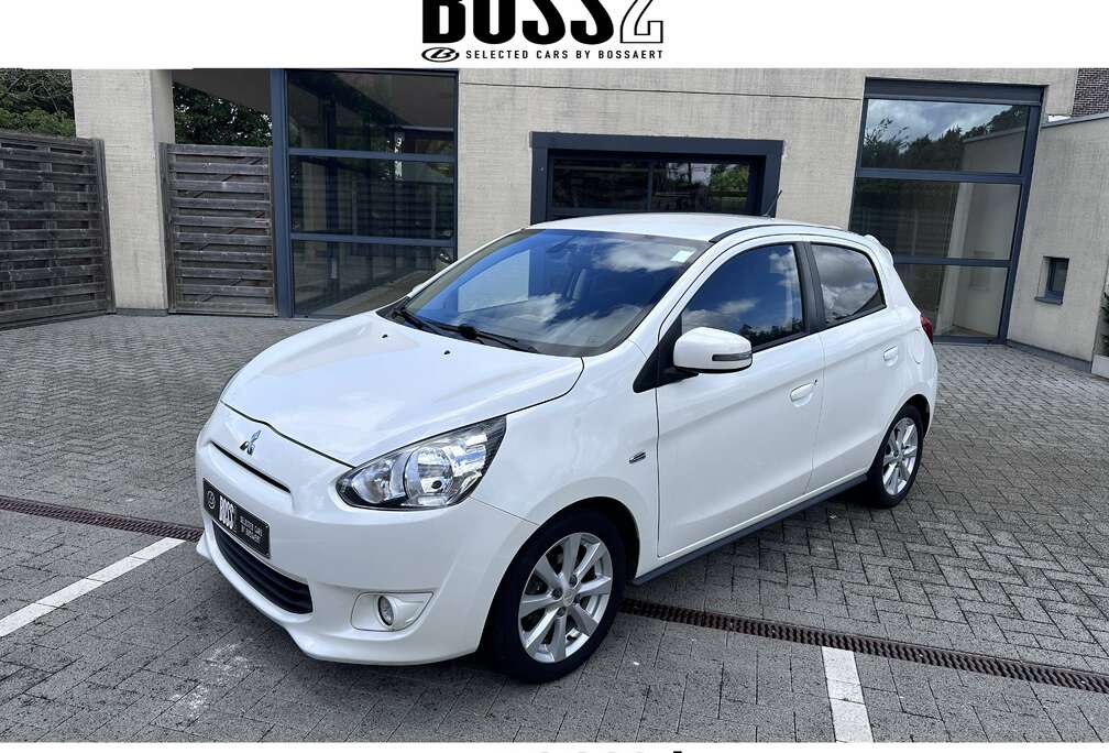 Mitsubishi 1.3i - Camera - Navi - Cruise