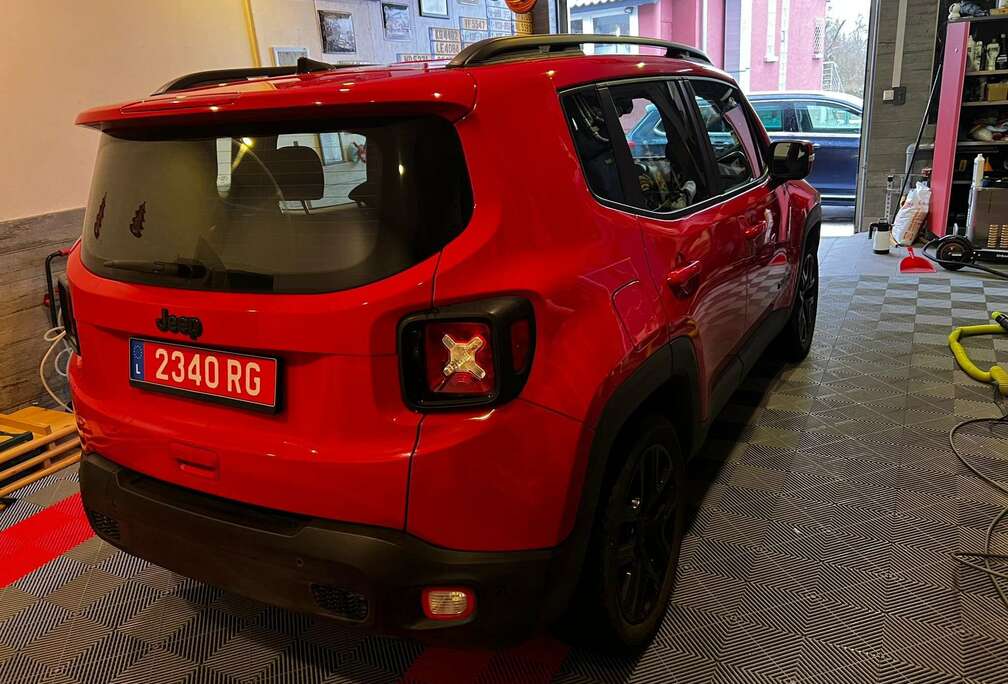 Jeep Renegade 1.3 T-GDI Night Eagle