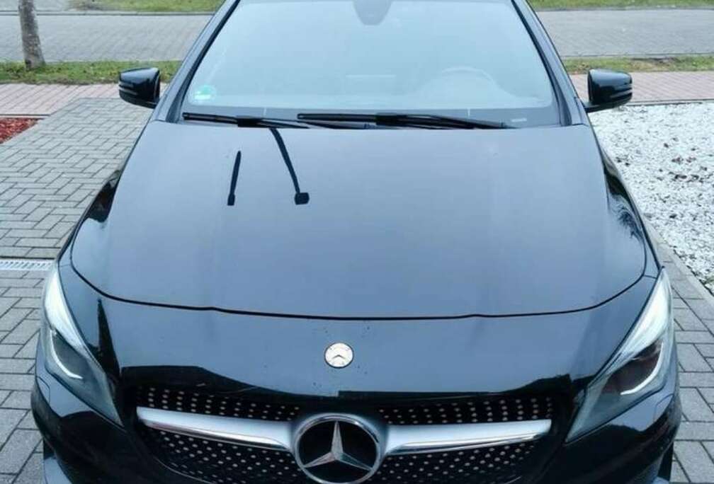 Mercedes-Benz CLA 180 StreetStyle