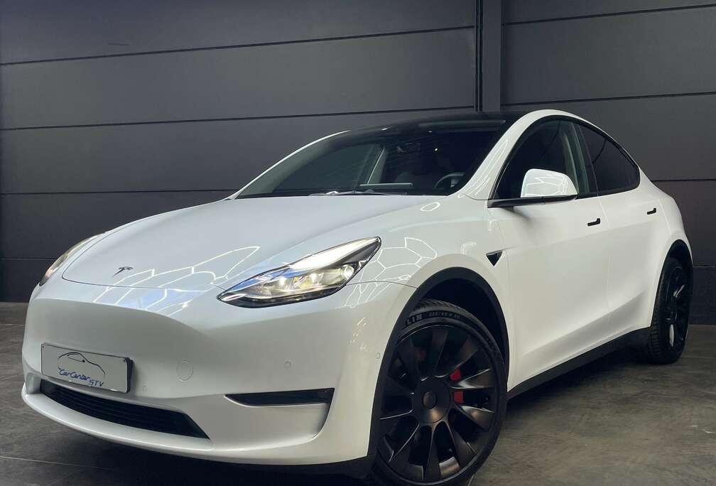 Tesla Long Range Dual Motor AWD*Auto Pilot* 600 km rad.