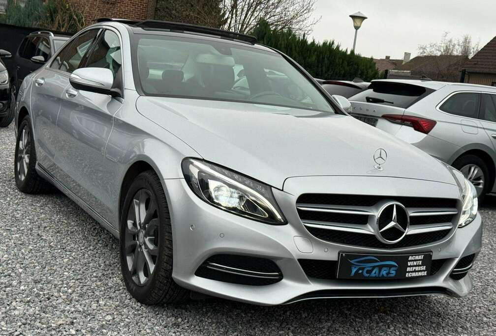 Mercedes-Benz BLUE TEC //FAIBLE KM//TOIT PANO//12MOIS GARANTIE