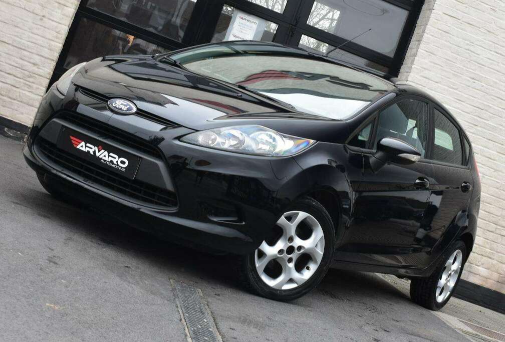 Ford 1.25i Titanium / Airco / Alu Velgen / Topstaat / Garantie