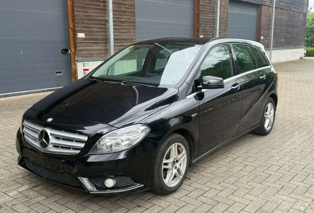 Mercedes-Benz (BlueEFFICIENCY)