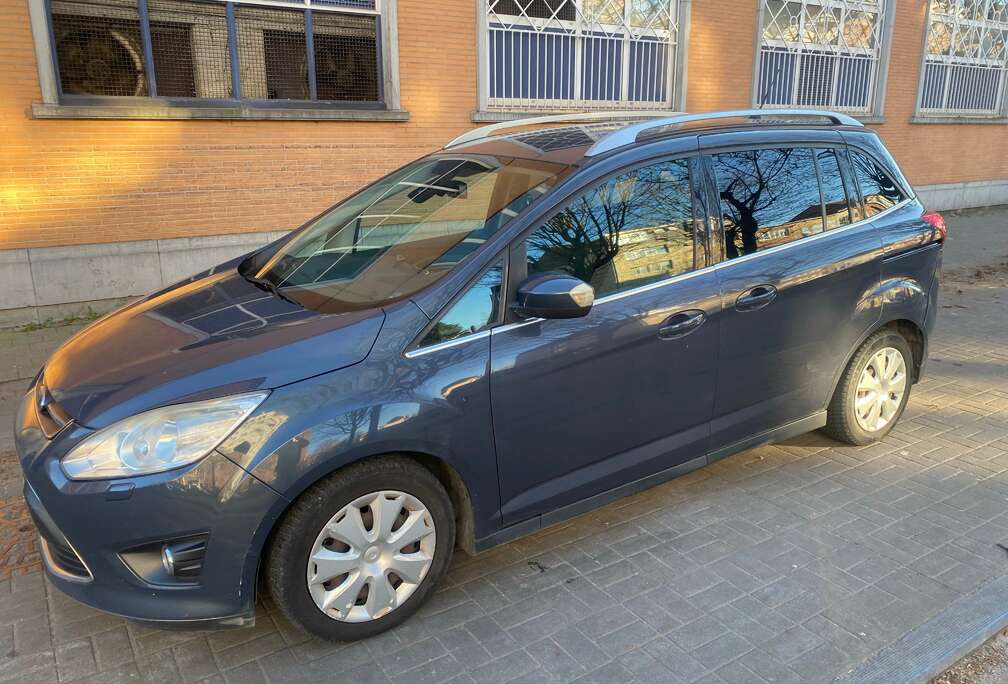 Ford 1.6 TDCI * 5 PLACES * EURO 5 *