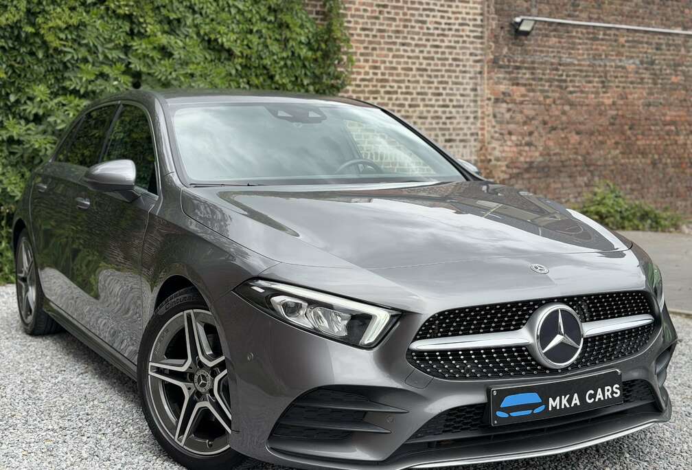 Mercedes-Benz AMG Line CarPlay Camera Faible Km Garantie 12 Mois