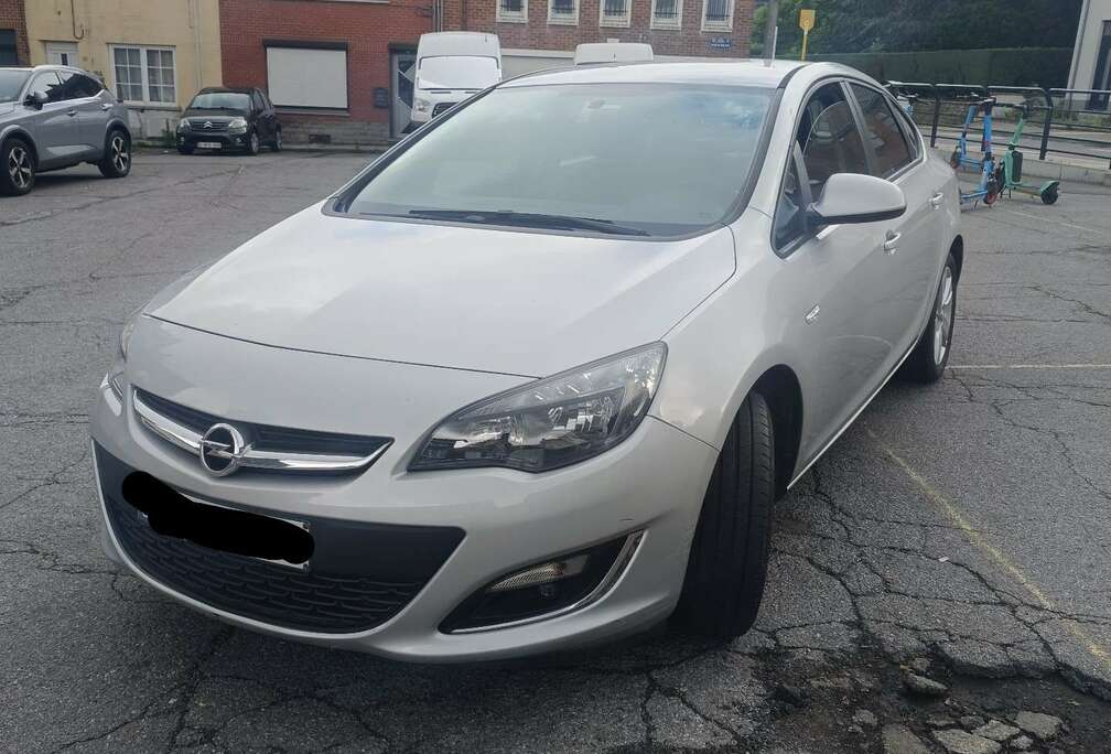 Opel Astra 1.6i Enjoy