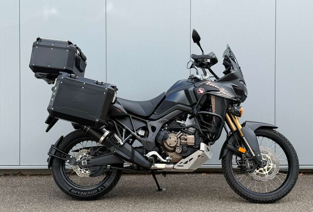 Honda Africa Twin DCT met zij- en topkoffers!  2018