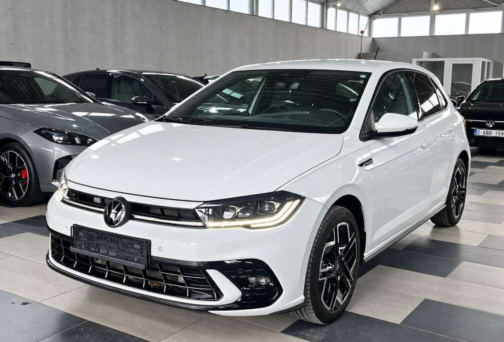 Volkswagen R-LINE / BOITE AUTO / NAVI / CAMERA / IQ LIGHT
