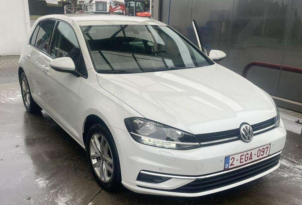 Volkswagen Golf 1.0 TSI BMT Trendline